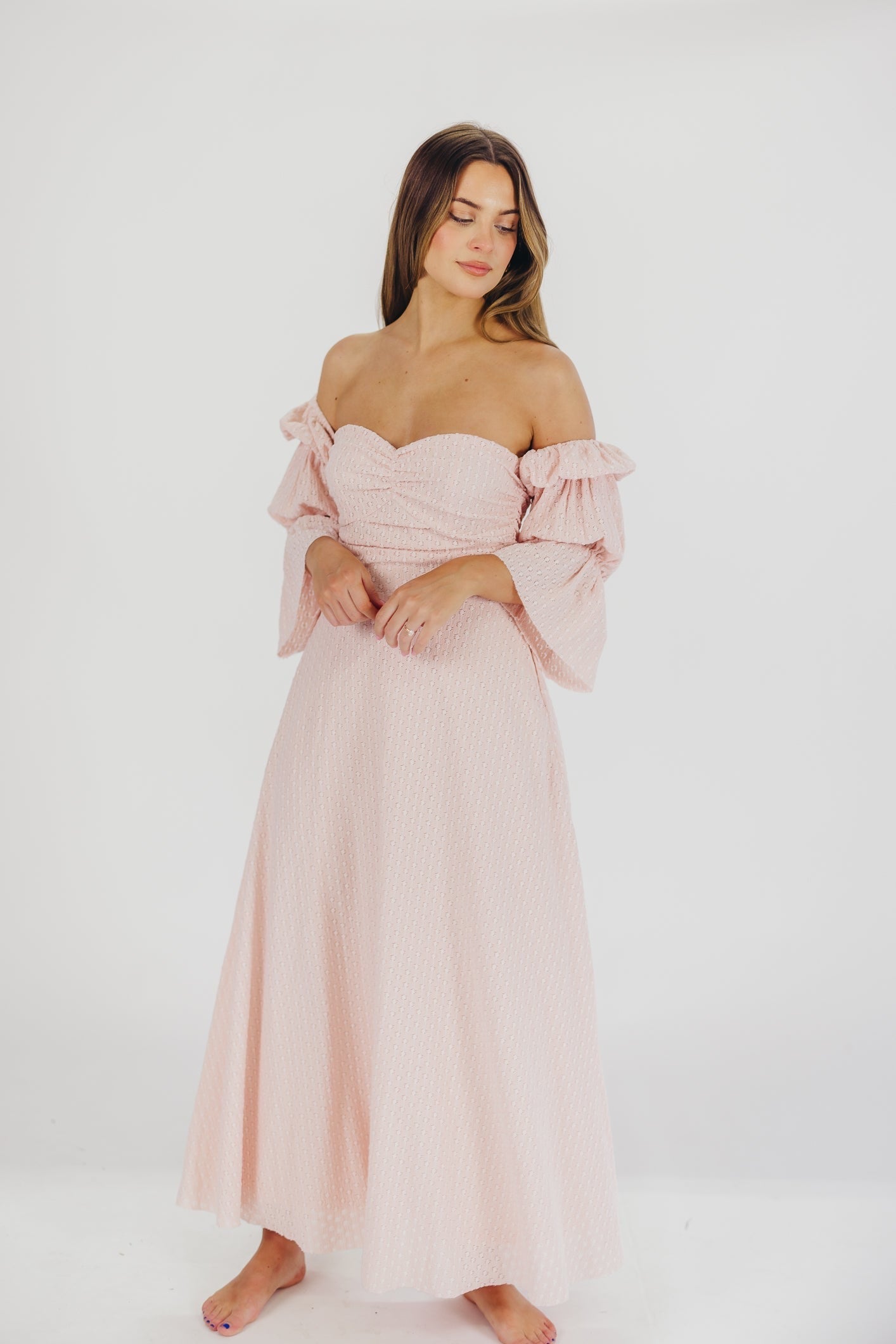 Corrine – langes Kleid mit rüschenärmeln und taschen – ballerina-pink – stoßfest