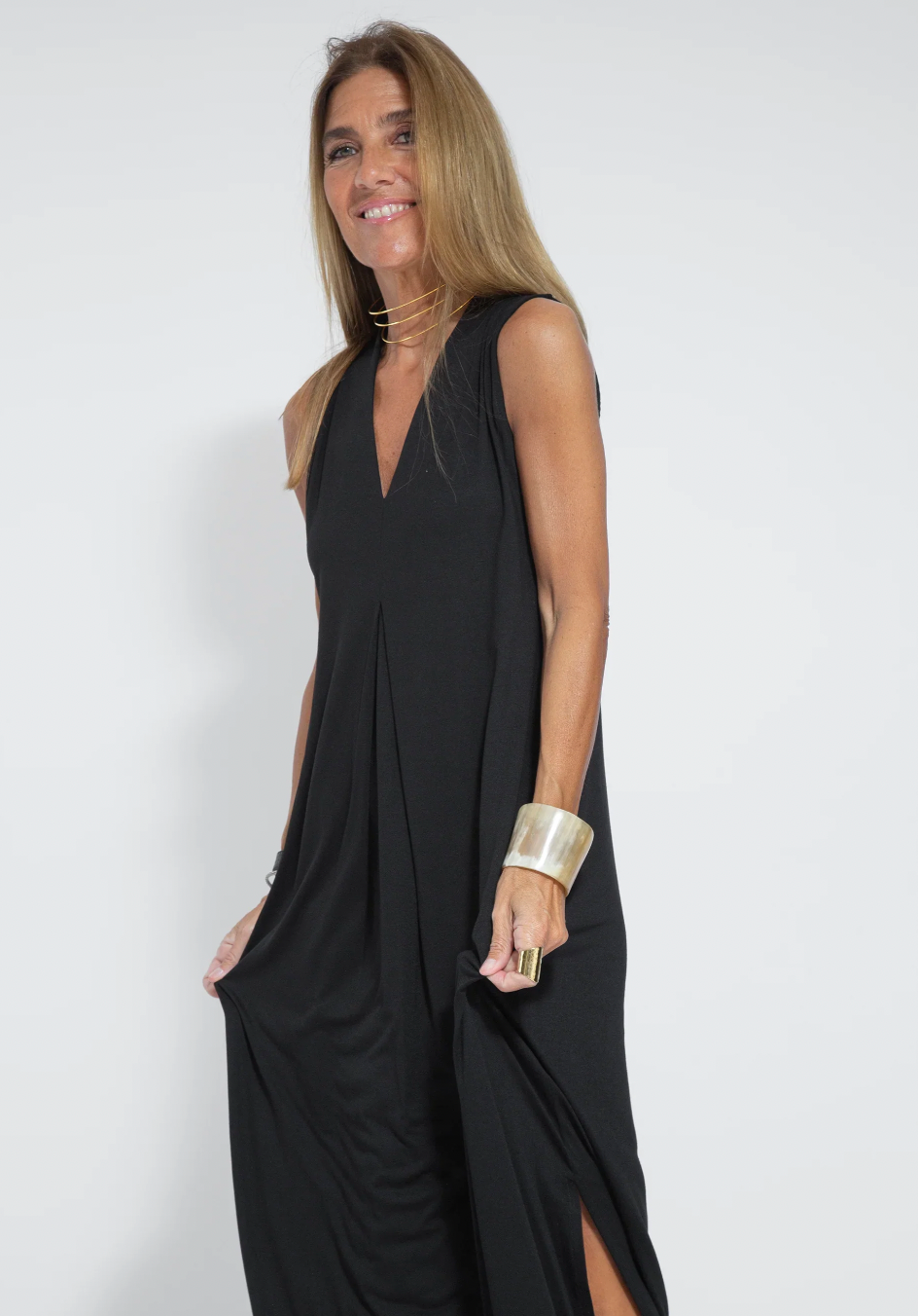 Ayania - set aus langem schlankmachenden kleid und weste