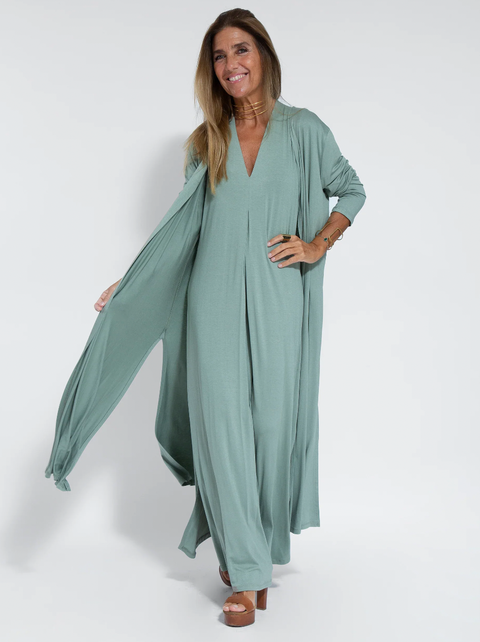 Ayania - set aus langem schlankmachenden kleid und weste